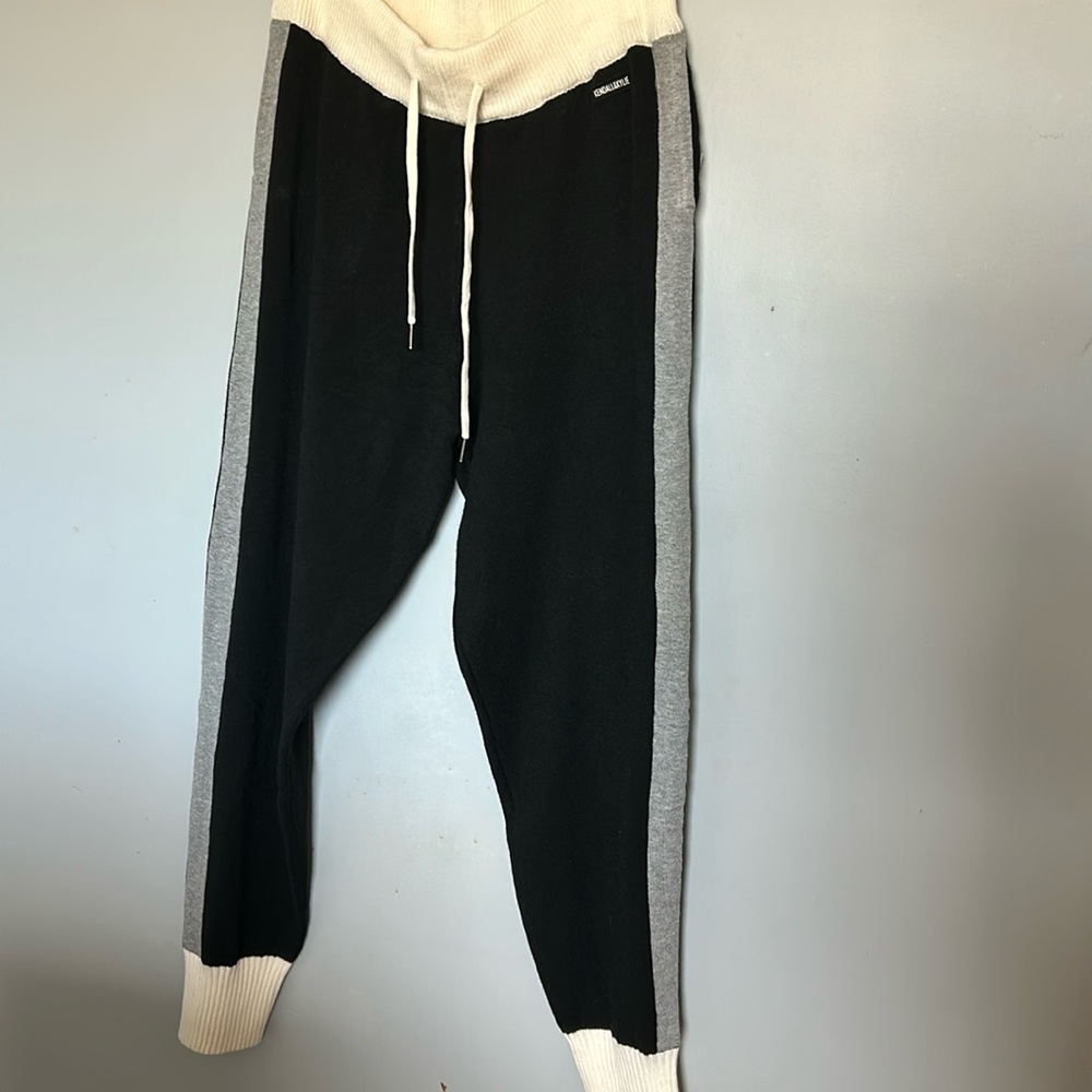 NWT Kendal+ Kylie Velour Jogger Navy Size XS